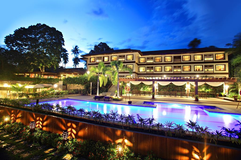 Hotel Tropika Davao Екстер'єр фото