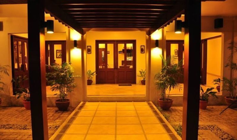 Hotel Tropika Davao Екстер'єр фото